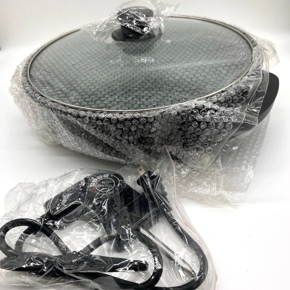 Electric Kitchen Skillet - Picture 3 of 3